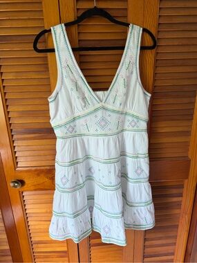 American Eagle white babydoll dress with floral embroidery Size M